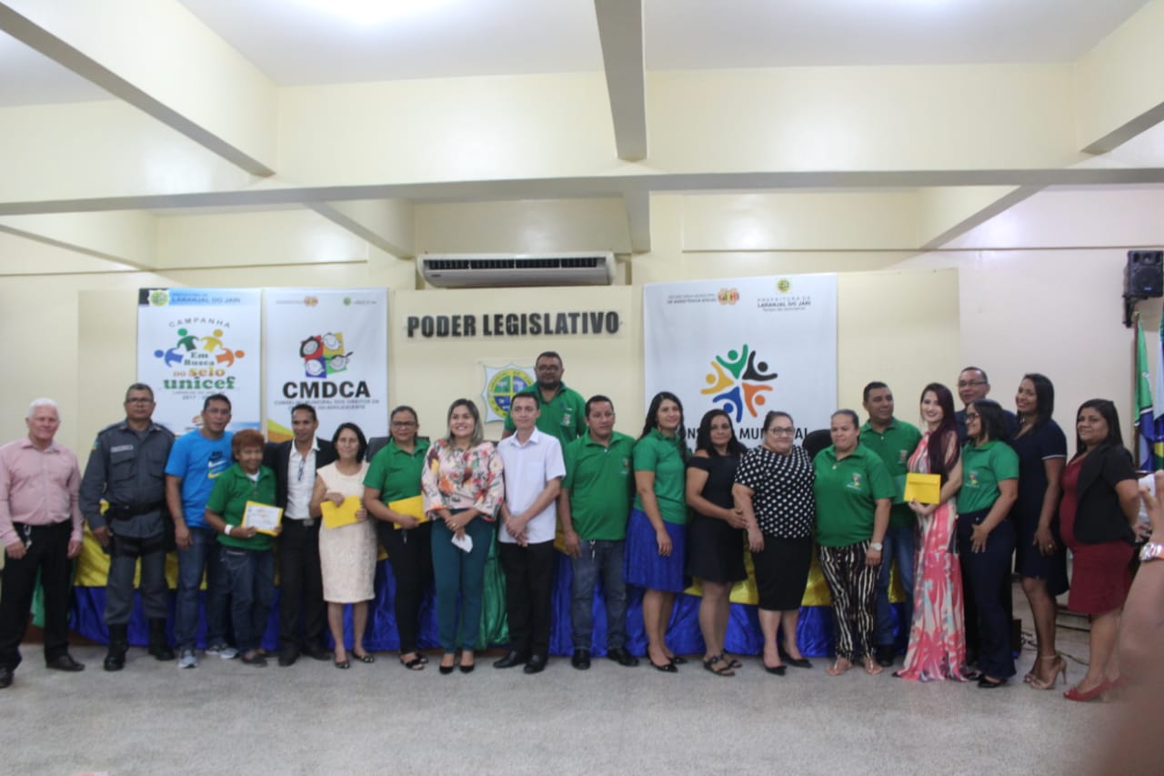 Conselheiros Tomam Posse do Conselho Municipal de Assistência Social e CMDCA.